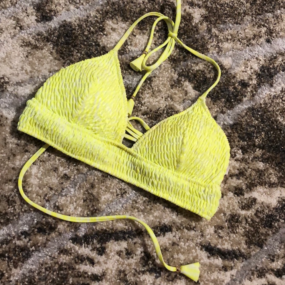 Victoria’s Secret Bikini Top